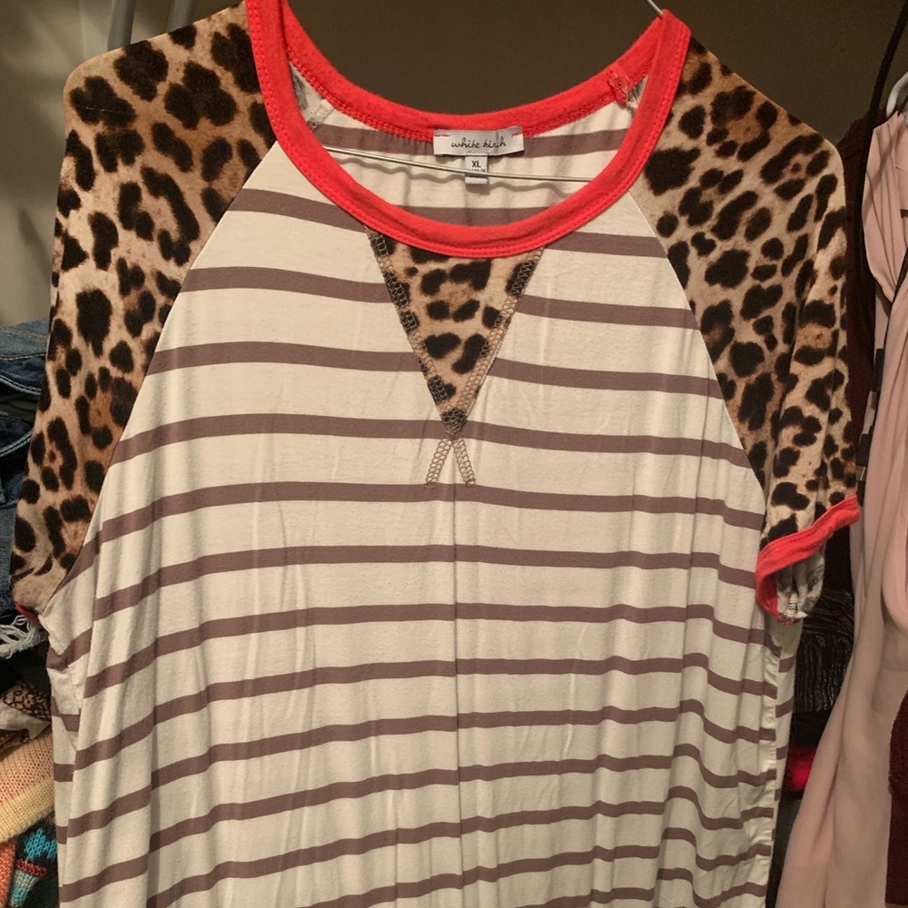 Leopard print/striped top